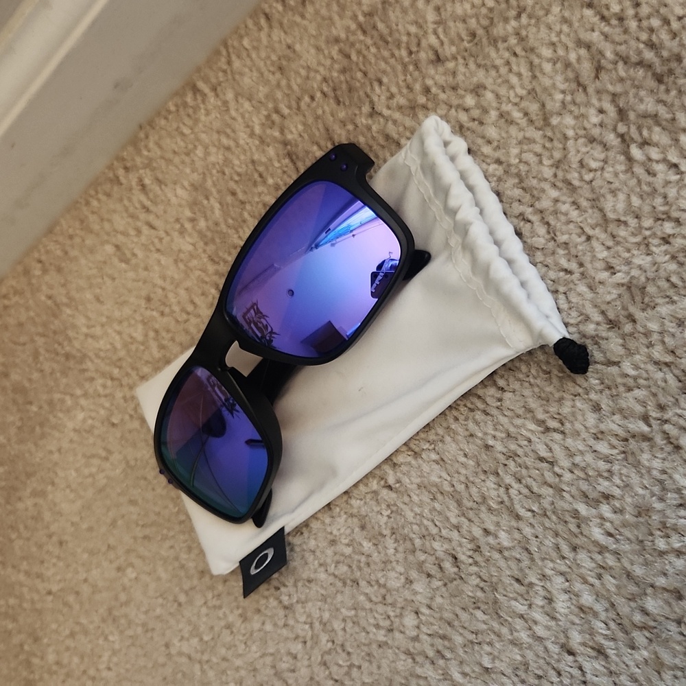 Oakley Holbrook Sunglasses